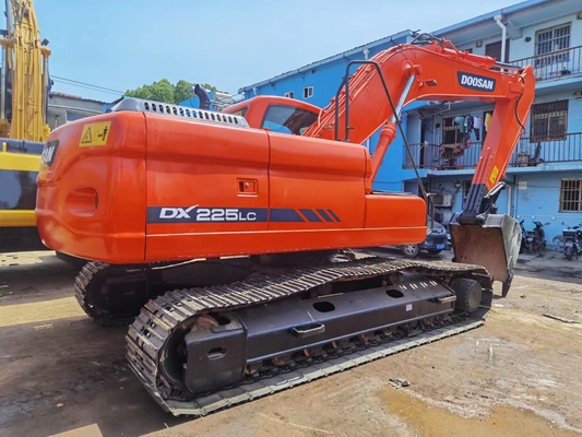 2018 anos usaram a máquina escavadora da esteira rolante de Doosan DX225LC com a cubeta 1m3